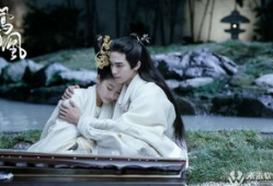 凤囚凰电视剧全集免费,宫廷权谋，爱恨交织的传奇人生